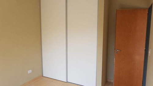 Imagen 5 de 9 de Departamento - Moron
