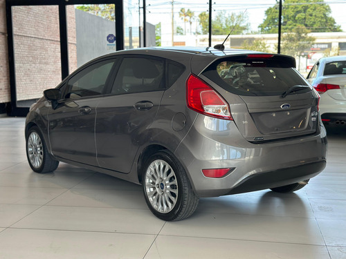 Ford Fiesta Kinetic 1.6 Se Plus Powershift 120cv
