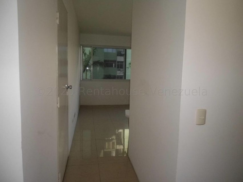 Imagen 8 de 16 de Vendo Apartamento En Edficio Nuevo De Paquete En La Urbina, Para Diseñar A Su Gusto. Mls #23-460