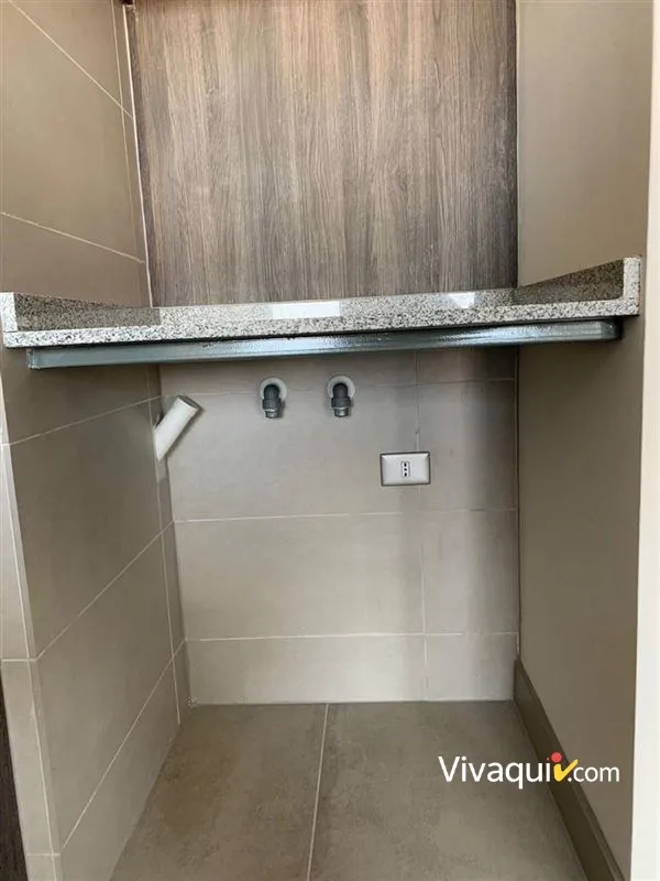 Imagen 5 de 17 de Departamento En Arriendo De 1 Dorm. En Santiago