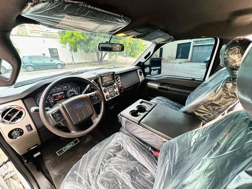 Imagen 10 de 18 de Ford F-250 Super Duty 2015 V8 4x4 Automático