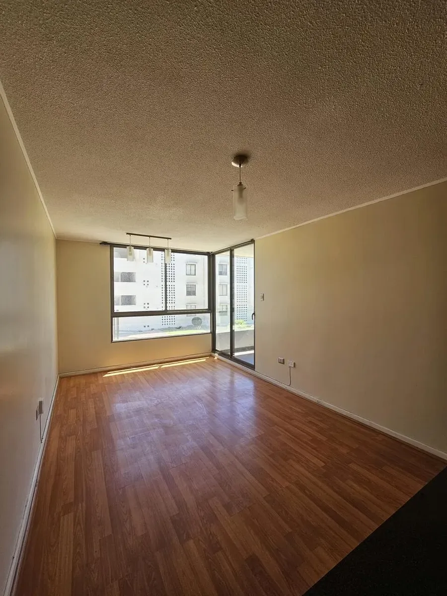 Imagen 3 de 13 de Arriendo Departamento Excelente Ubicación En La Serena