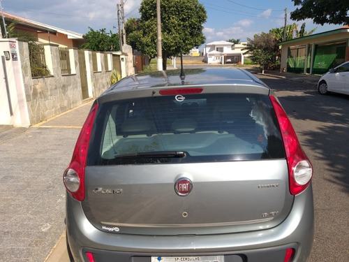 Fiat Palio Essence 1.6 - Prata - 4 Portas