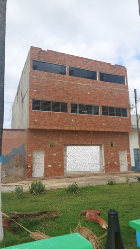 Imagen 16 de 21 de Tibisay Rojas Vende Edificio De Oficinas En El Centro Colonial De Puerto Cabello Cod. 171351