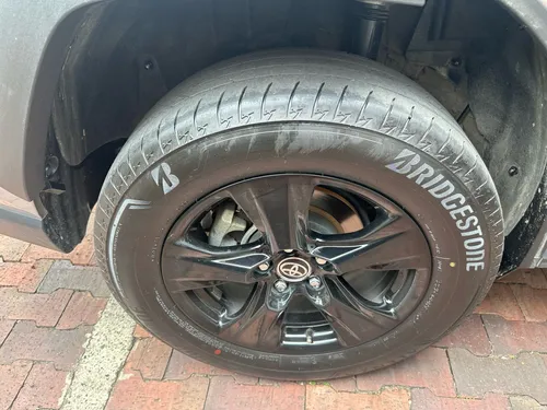 Toyota RAV4 2.5 Xle Hev 4X4 Cvt