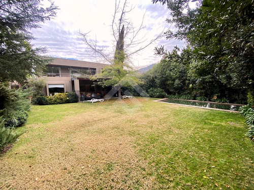Casa En Venta De 4 Dorm. 2 Suite En La Reserva En Colina