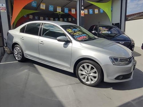 Imagem 3 de 9 de Volkswagen Jetta 2.0 Comfortline Felx Manual