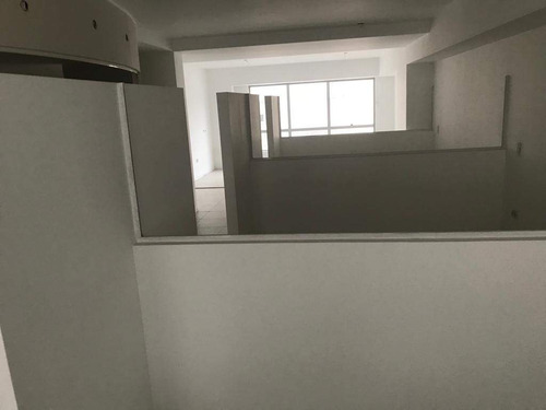 Imagen 16 de 30 de Centro - Importantes Oficinas En Alquiler De Piso Completo
