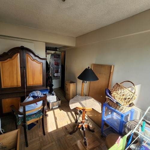 Imagen 18 de 22 de Venta Apartamento Centro A Reciclar 3 Dormitorios, 2 Baños Y Servicio Completo.