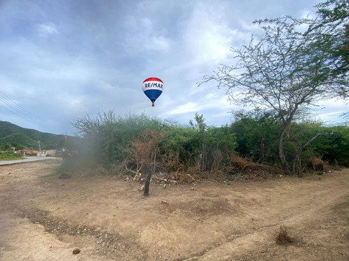Re/max 2mil Vende, Terreno, Sector El Macho, Diaz, Isla De Margarita.