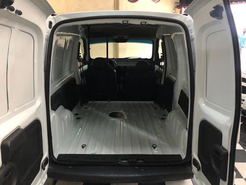 Imagem 9 de 11 de Renault Kangoo Express Branca 2014/2015 Flex Mec