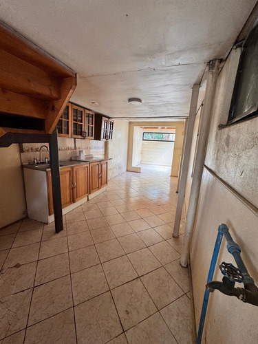 Casa En Los Fresnos, 3d, 2b Con Excelente Distribución
