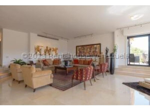 #23-20327 Exclusivo Apartamento En Colinas Del Tamanaco