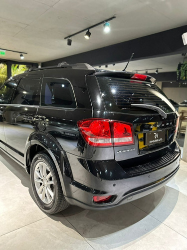 Dodge Journey 2.4 Sxt Atx Techo 3filas
