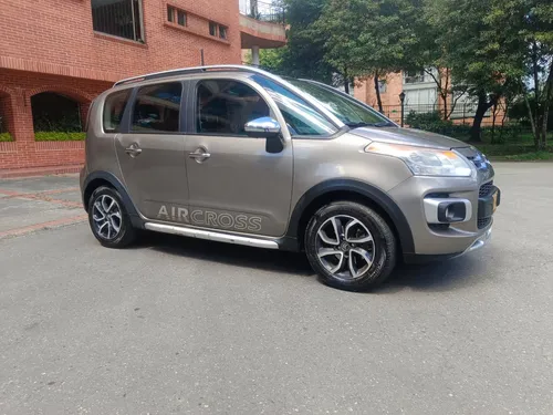 Citroën C3 Aircross 1600CC MT AA