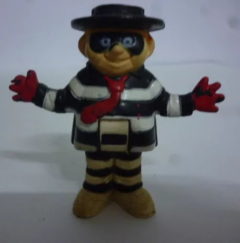 Boneco papa burguer McDonald`s - Desapegos de Roupas quase novas ou nunca  usadas para bebês, crianças e mamães. 1146013