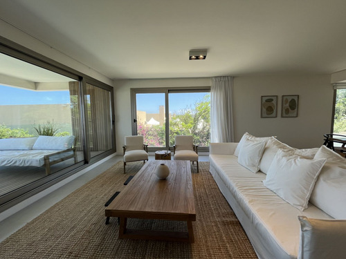 Apartamento En Venta Sobre La Playa En Manantiales (ref: Bpv-8772)