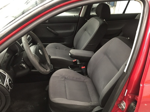 Imagen 11 de 14 de Volkswagen Jetta Trendline Man 2009
