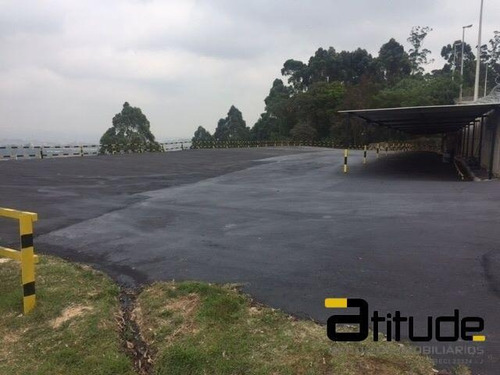 Imagem 2 de 5 de Área 1.860m² Comercial Para Locação Em Barueri - Sp - 4731