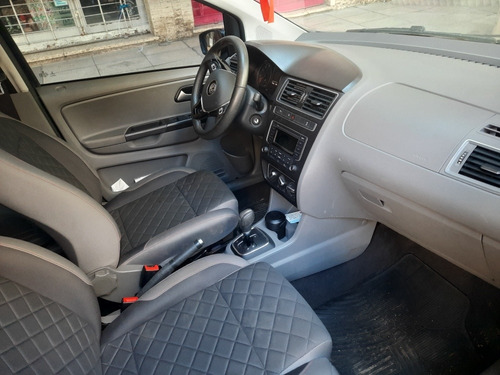 Volkswagen Fox 1.6 Highline Imotion 110 Hp 2015