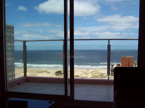 Apartamento En Punta Del Este, Zona Brava