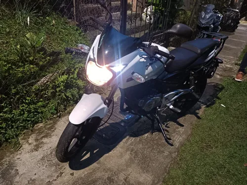 Bajaj Pulsar 180gt