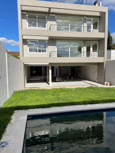 Imagen 2 de 20 de Departamento - Castelar Sur