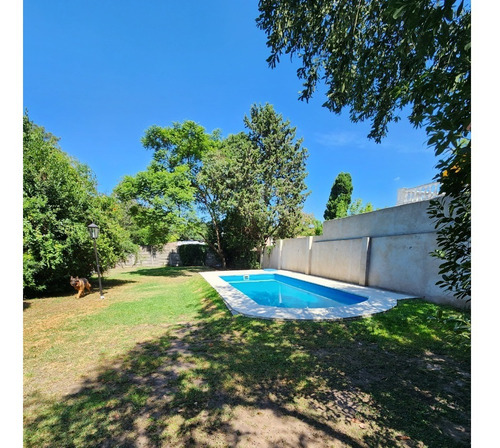 Imagen 18 de 22 de Venta - Excelente Casa En Calle Chimondegui Al 800