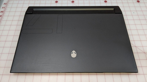 Imagen 2 de 7 de Alienware M17 R2 I7