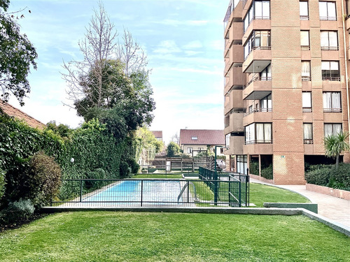 Departamento En Venta De 4 Dorm. En Lo Barnechea