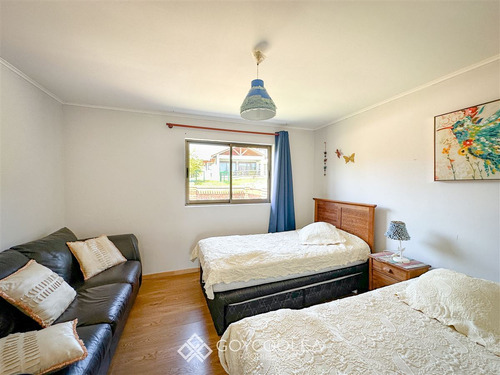 Casa En Venta De 4 Dorm. En Las Cabras