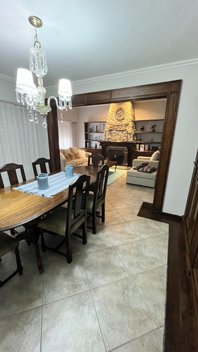 Casa En Punta Mogotes