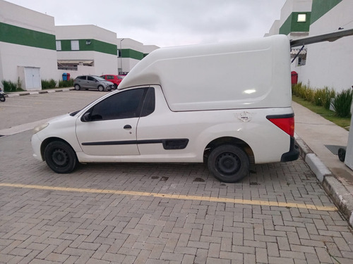 Peugeot Hoggar 1.4 X-line Flex 2p
