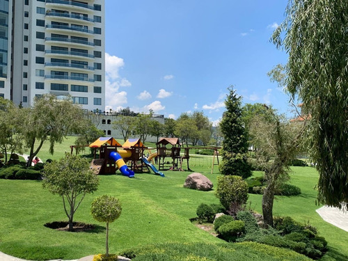 Imagen 18 de 23 de A Estrenar Con Hermosas Vistas / Fuentes De Las Lomas