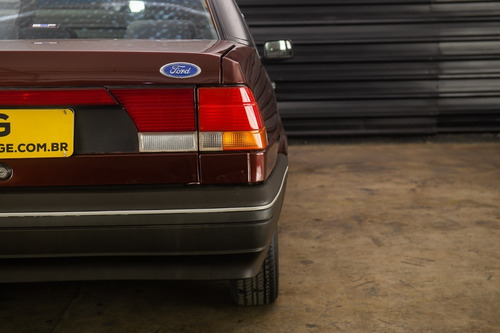 Imagem 6 de 10 de 1991 Ford Versailles Ghia 2.0 Duas Portas