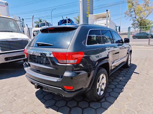 Jeep Grand Cherokee 3.6 Laredo V6 Lujo 4x2 Mt