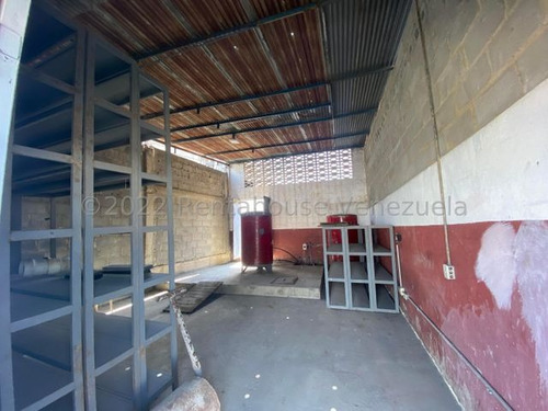 Imagen 29 de 30 de Galpon Con Terreno En Venta En La Zona Industrial 1 De Barquisimeto Rah. 23-11795 //invierta Seguro Con Rentahouse//