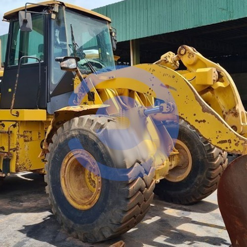 Imagem 5 de 9 de Pá Carregadeira Caterpillar 950h 2013