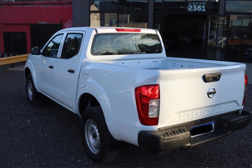 Imagen 12 de 17 de Nissan Frontier 2022 2.3 S Cd 4x2 Mt