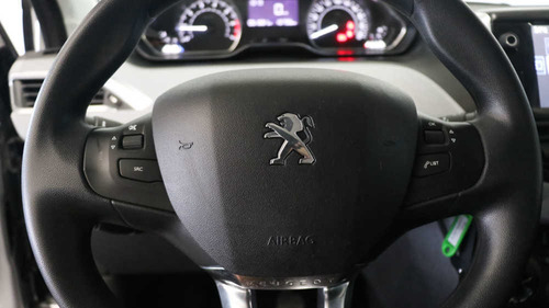 Peugeot 208 1.5 Allure Touchscreen - 150183 - C