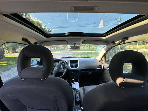Peugeot 207 1.4 Quiksilver 75cv