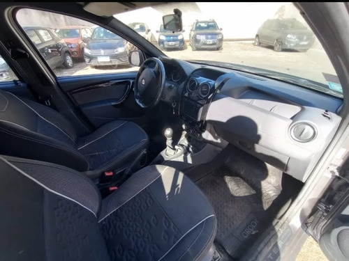 Imagen 16 de 24 de Renault Oroch Privilege 2020 Usado Utilitario Fiat Ford G