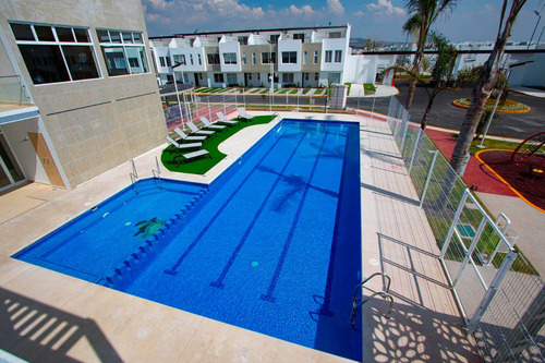 Venta De Casa Residencial De 3 Recamaras En Tecámac Ojo De Agua Con Casa Club Con Alberca
