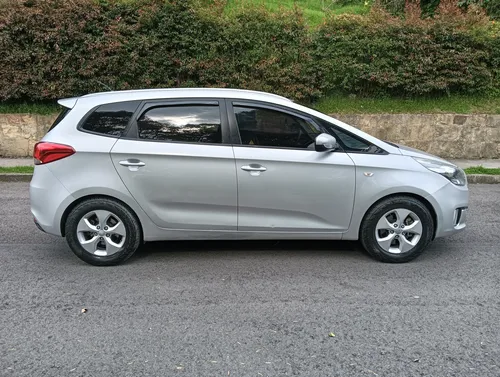 Kia Carens 2.0 Suv Ex