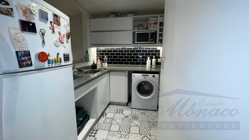 Imagen 6 de 30 de Triplex 3 Amb Con Terraza. Sin Expensas Reciclado!