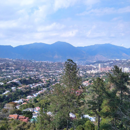 Apartamento Con Vista Romantica A Caracas Y La Montaña
