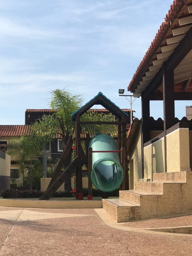 Imagen 5 de 15 de Vendo Tonnwhouse Conjunto Residencial Brisas De La Romanza