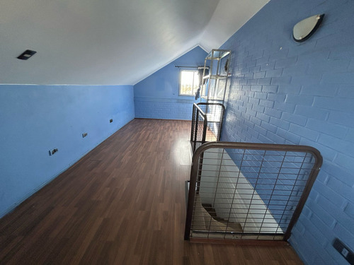 Arriendo Casa De 3d2b En Maipu Sector Av El Rosal Con Calle