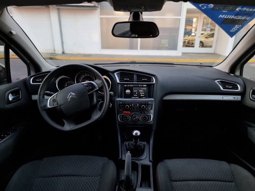 Imagen 8 de 21 de Citroen C4 Lounge S Edition 2016 Mr