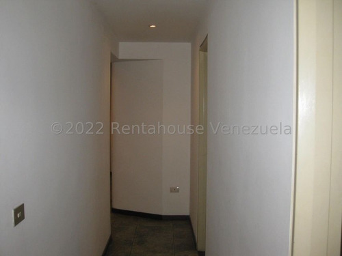 Imagen 4 de 24 de Local En Venta Mls #22-17489 - Laura Colarusso